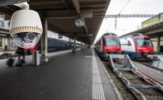 Pour sécuriser les trains, la France mise sur la vidéo